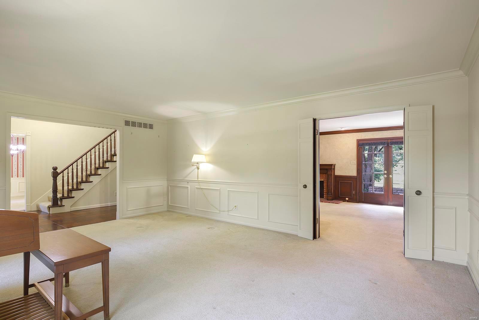 5 Broadview Farm Road