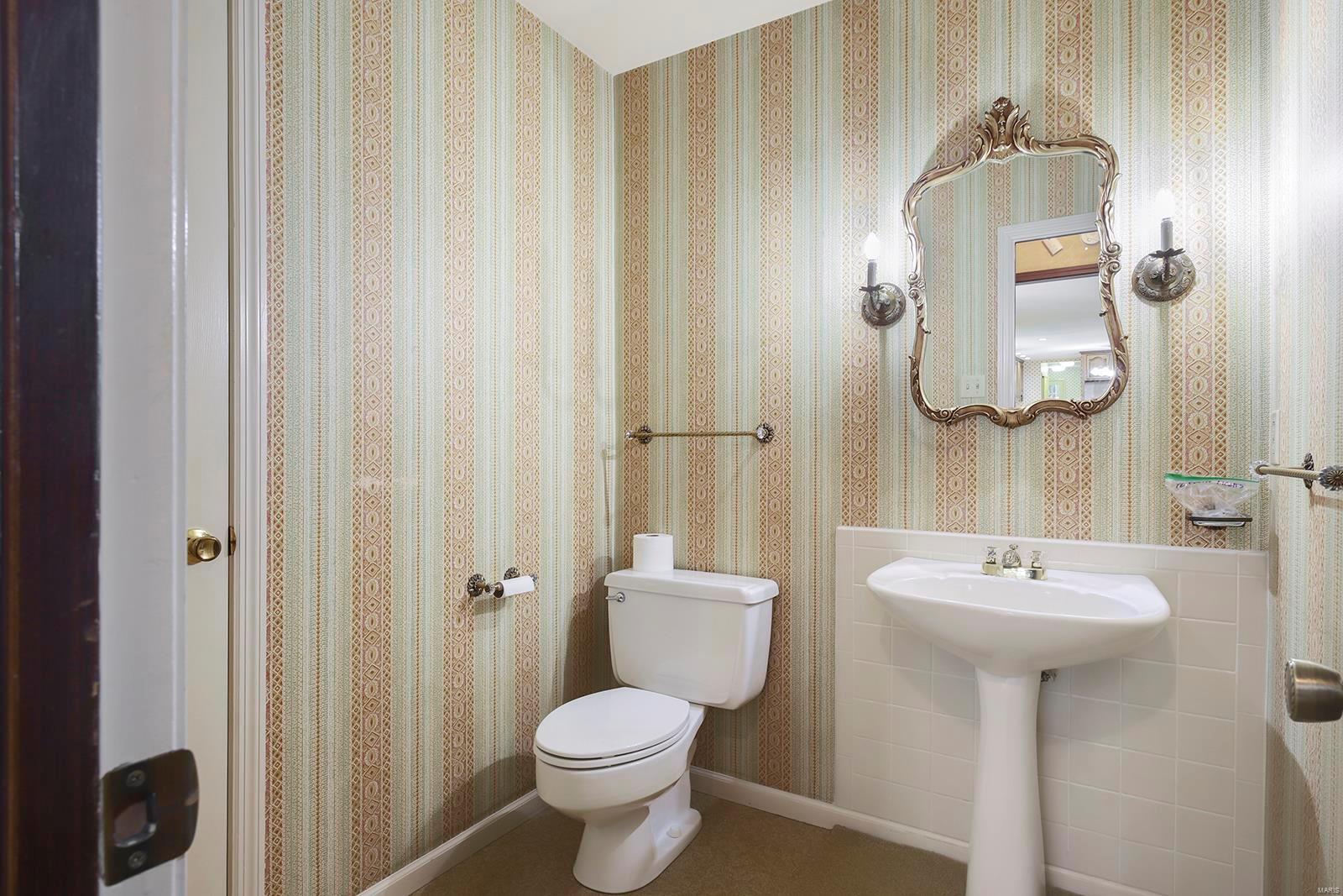 5 Broadview Farm Road