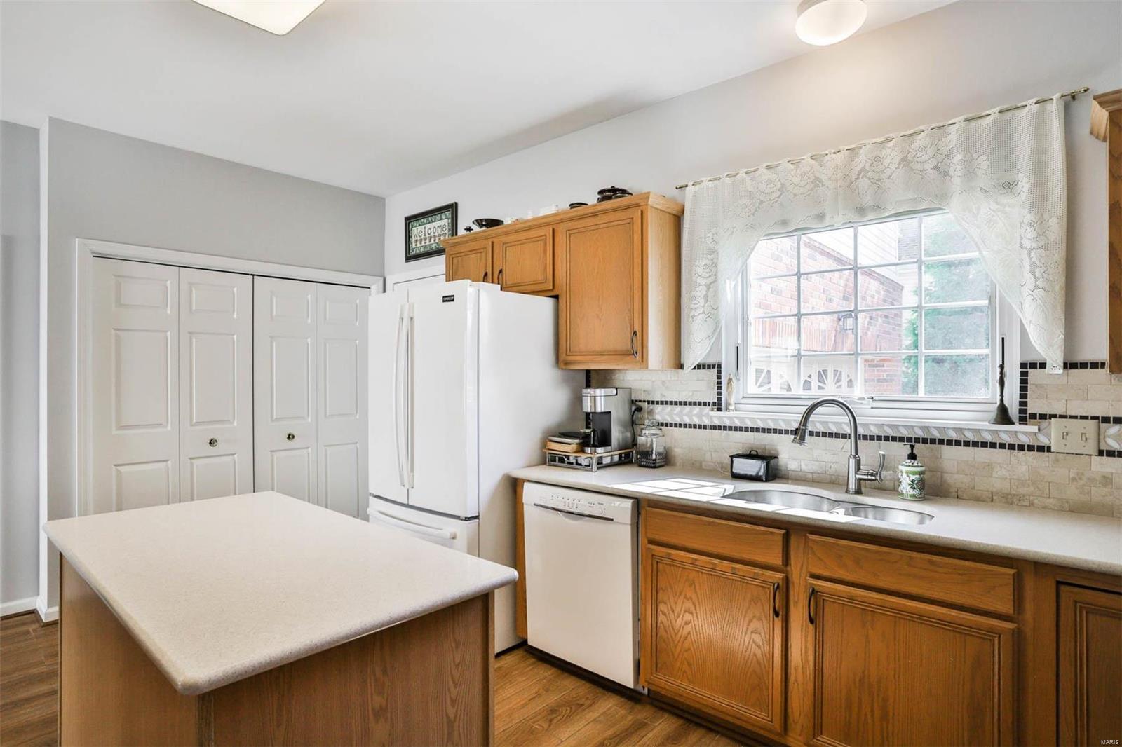 7405 Williamsburg Colonial Lane