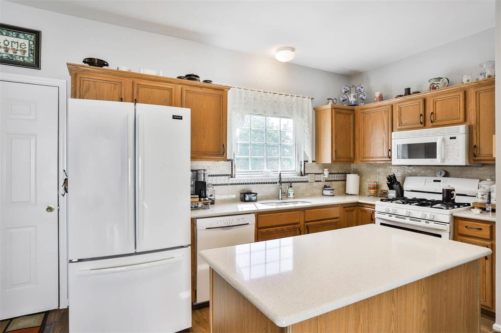 7405 Williamsburg Colonial Lane