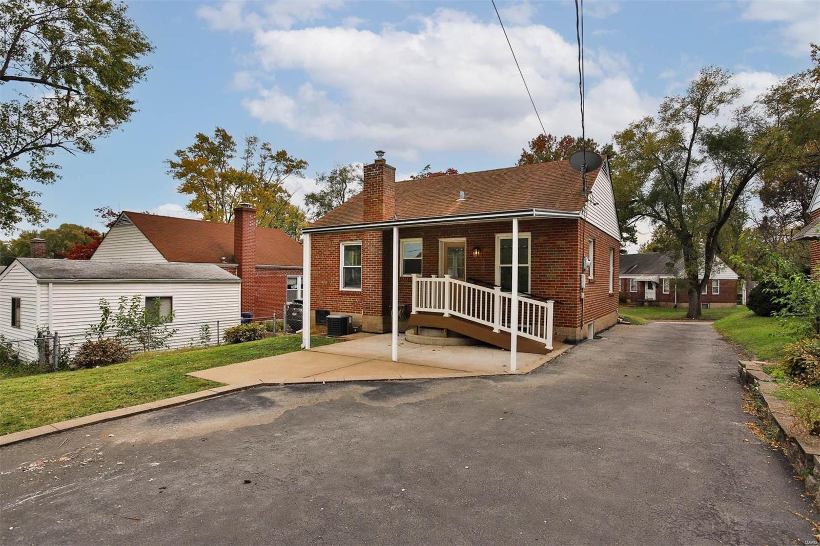 9555 Corregidor Drive