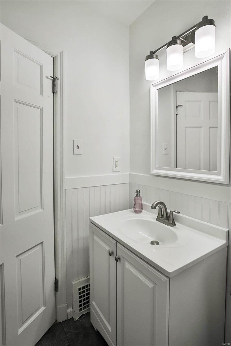 9555 Corregidor Drive