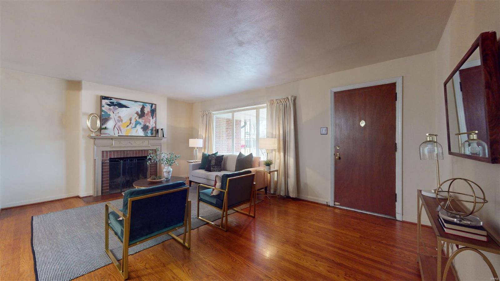 6043 Childress Avenue