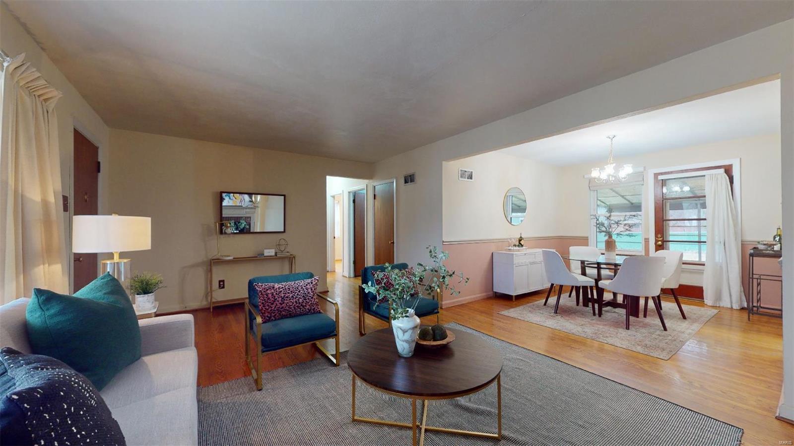 6043 Childress Avenue