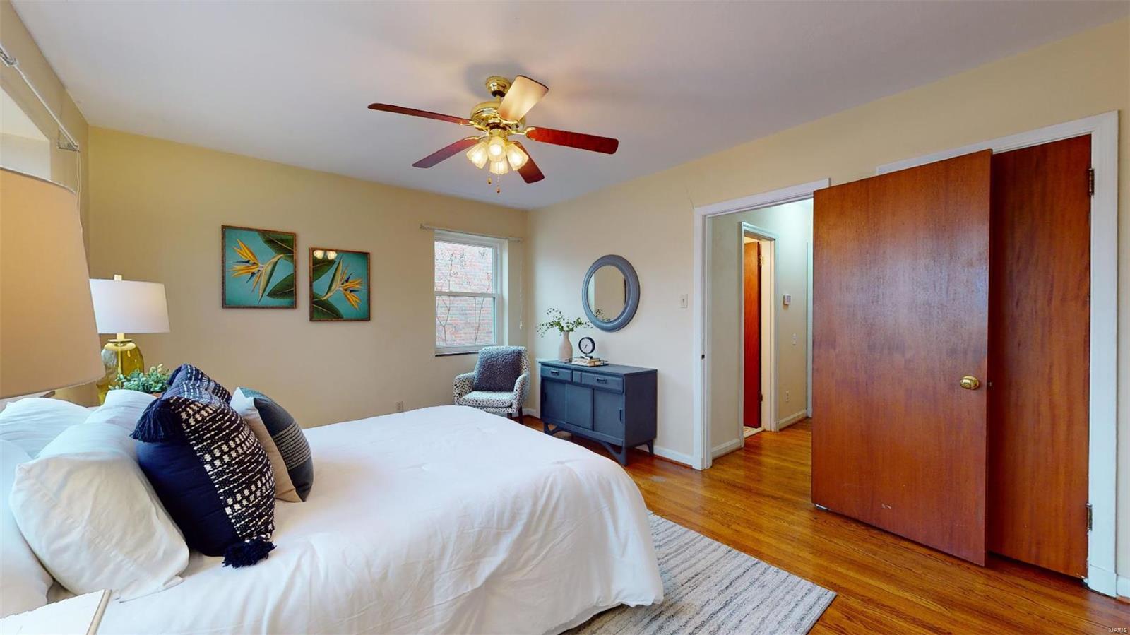 6043 Childress Avenue