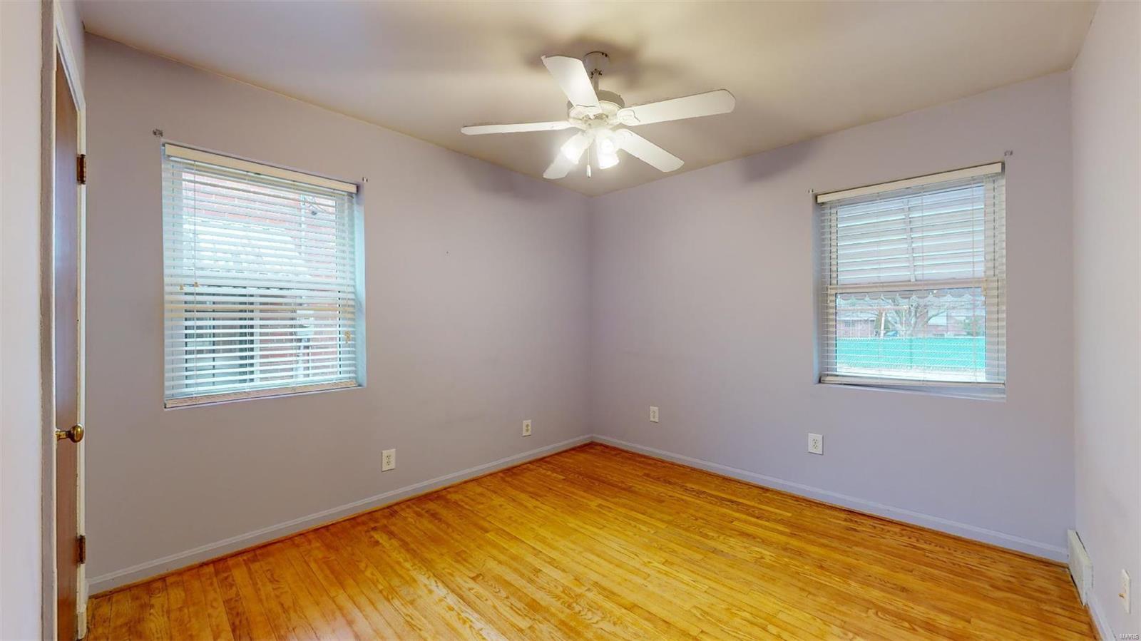 6043 Childress Avenue