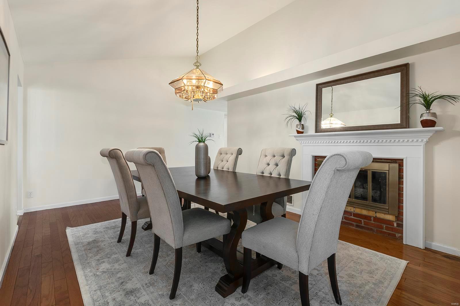 1401 Breezeridge Drive