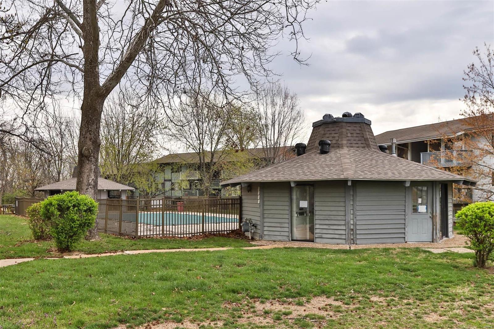 1823 Gascony Parc Drive Unit: 18233R