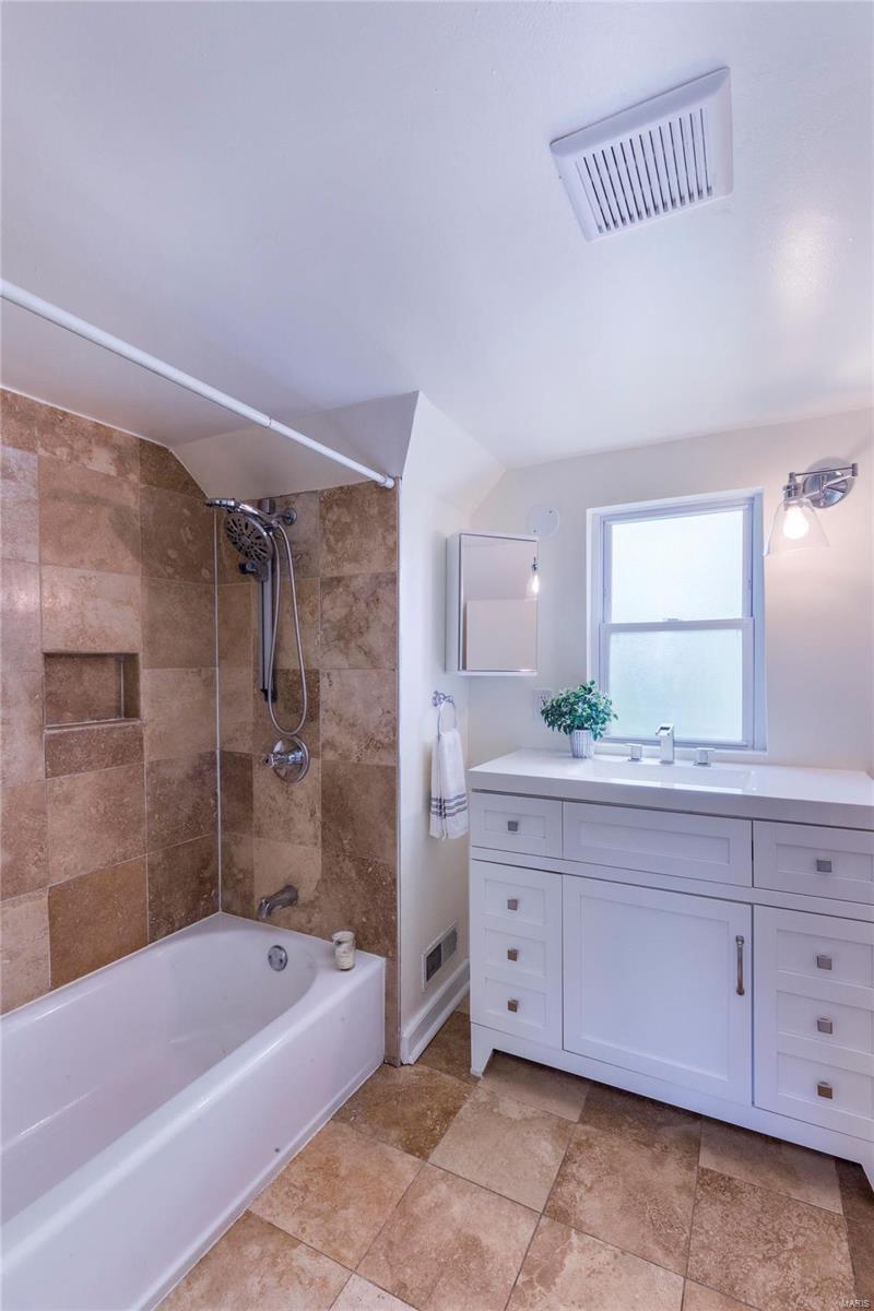 3511 Commonwealth Avenue