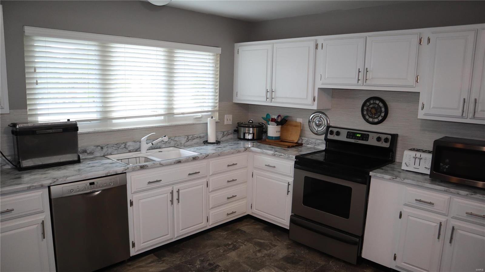 10933 Edgemoor Terrace