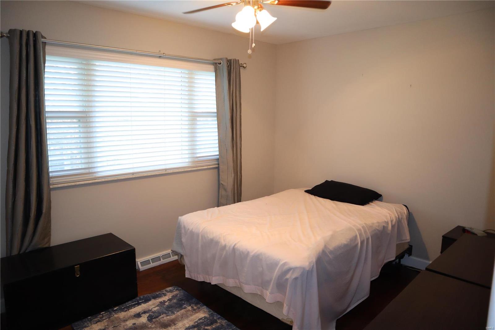 10933 Edgemoor Terrace