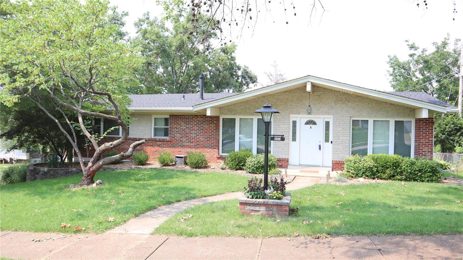 10933 Edgemoor Terrace