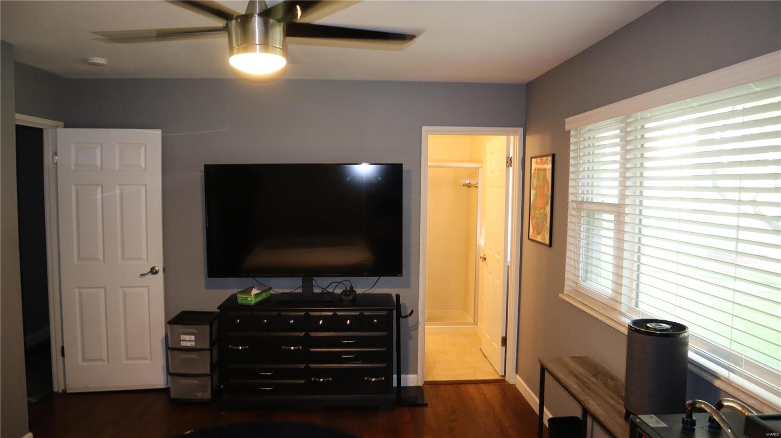 10933 Edgemoor Terrace