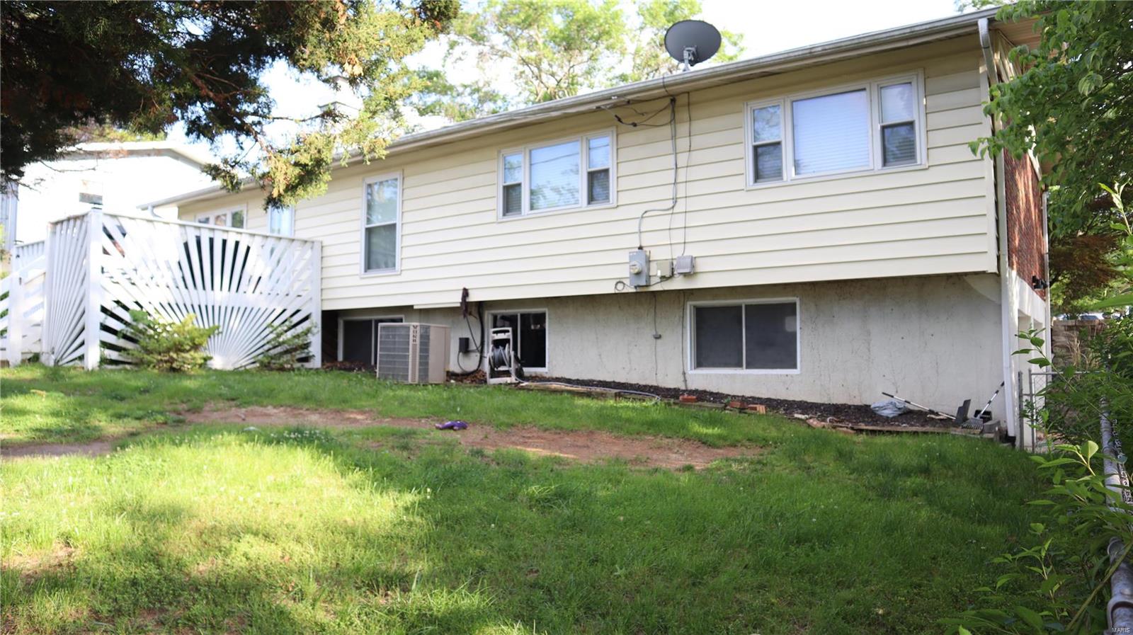 10933 Edgemoor Terrace