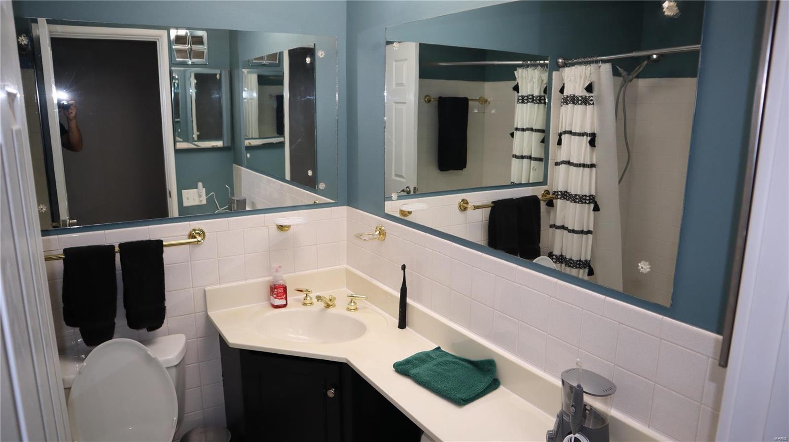 10933 Edgemoor Terrace