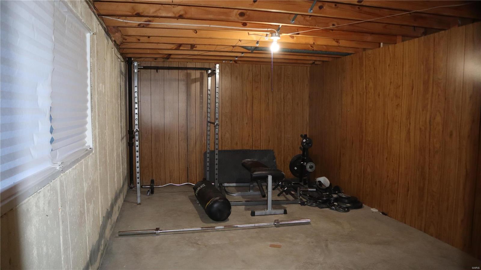 10933 Edgemoor Terrace