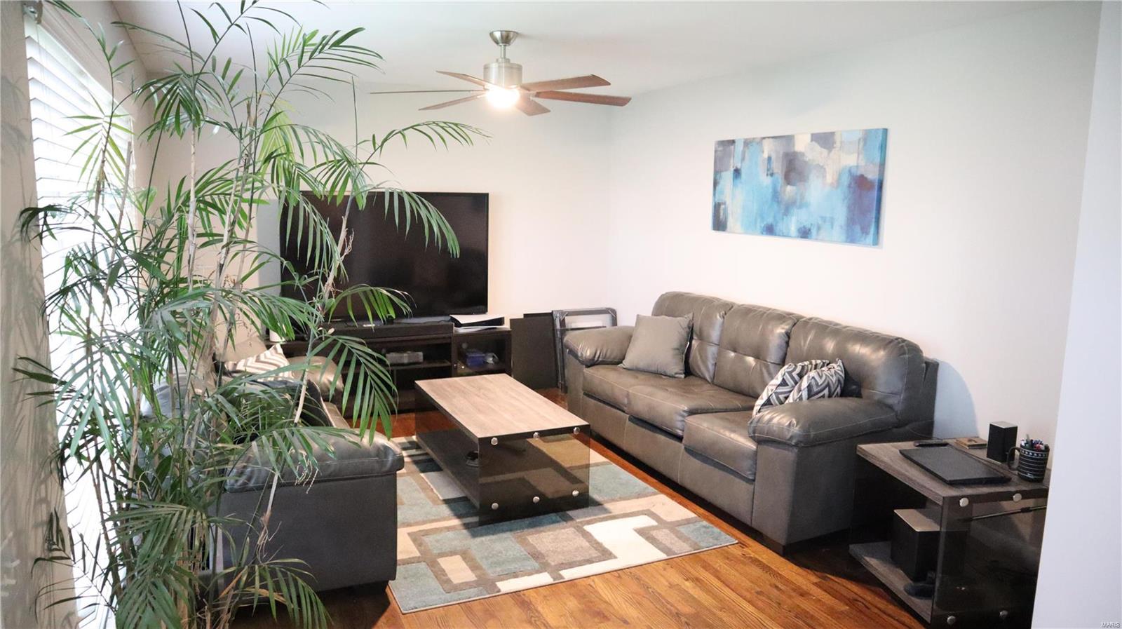 10933 Edgemoor Terrace