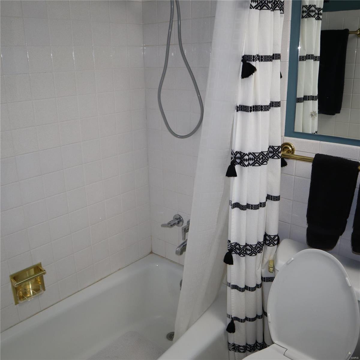 10933 Edgemoor Terrace