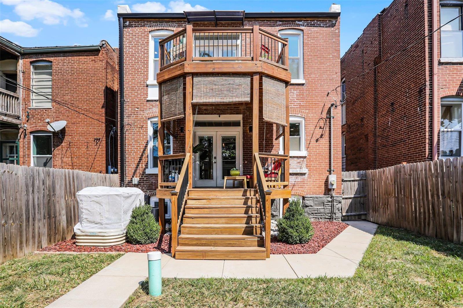 3944 De Tonty Street