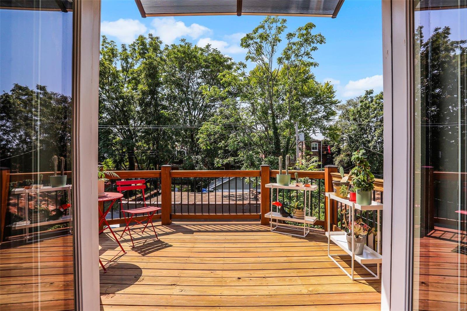 3944 De Tonty Street