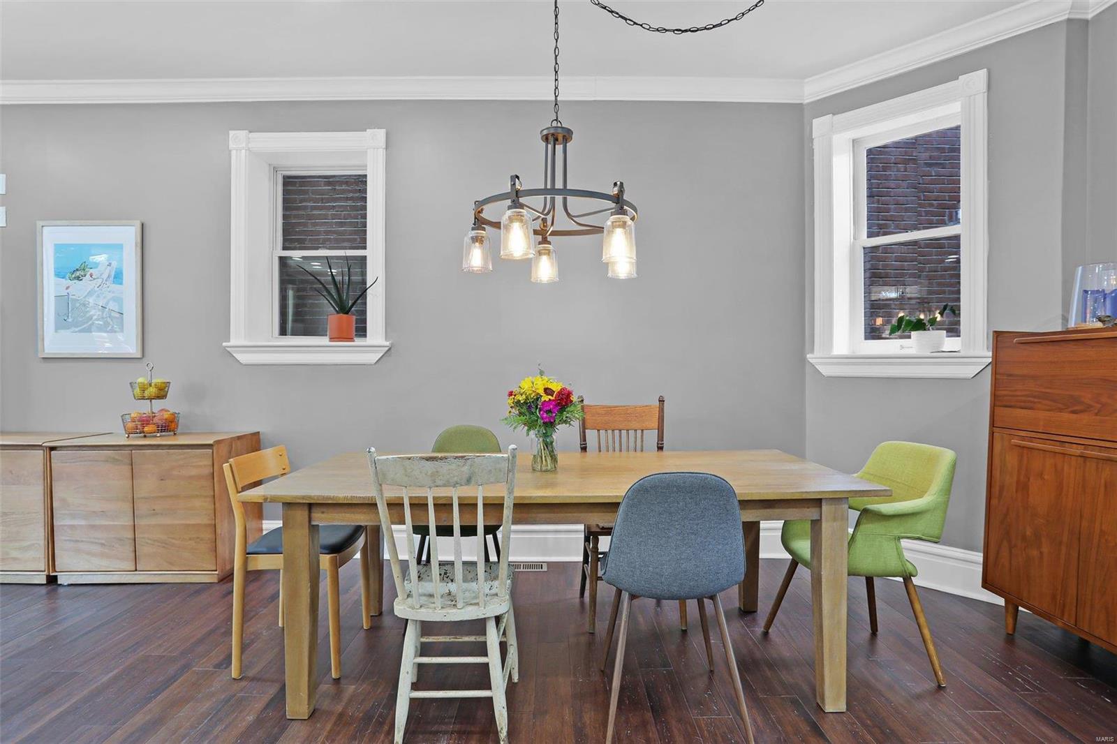 3944 De Tonty Street