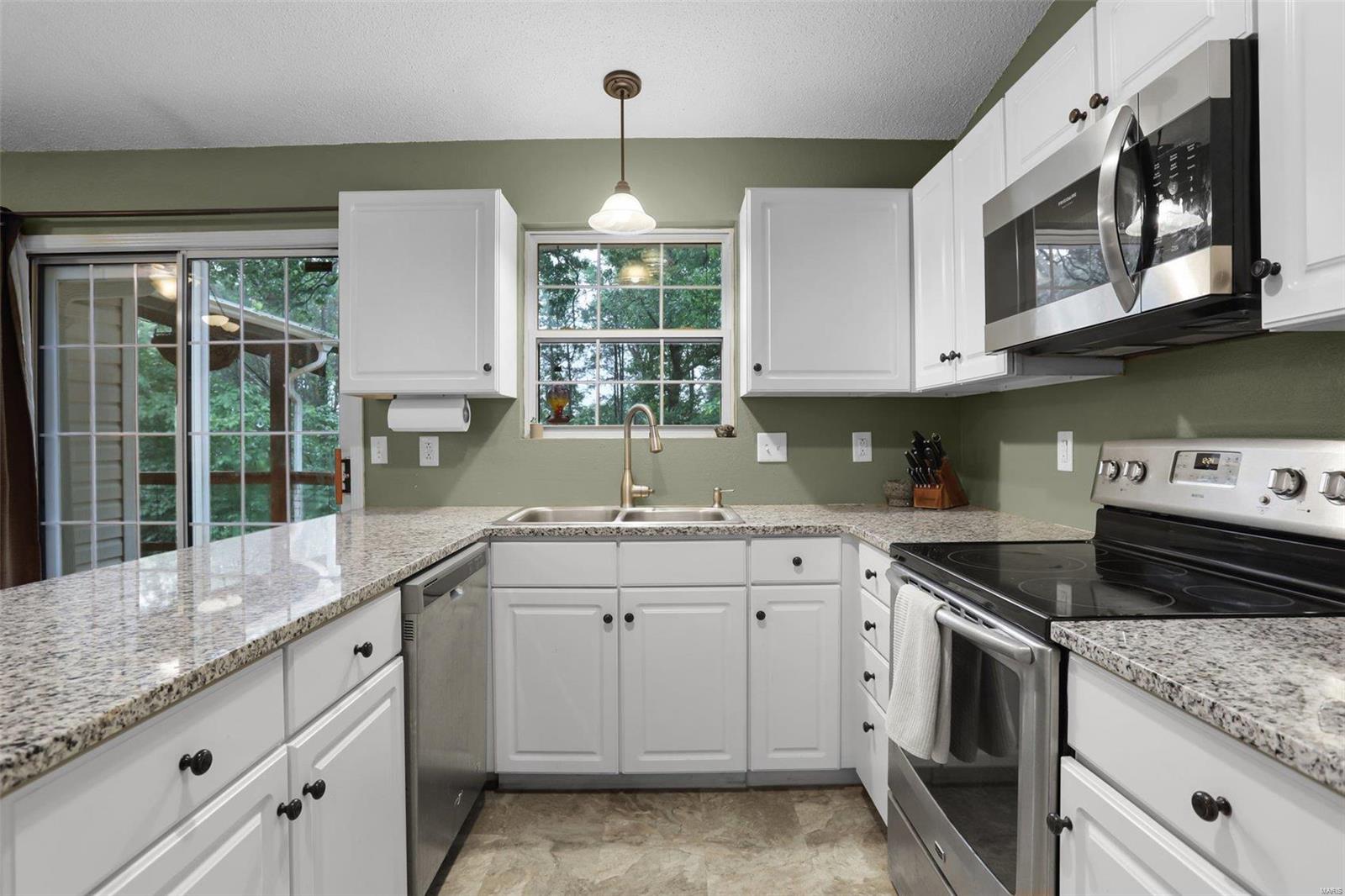 1524 Country Woods Drive