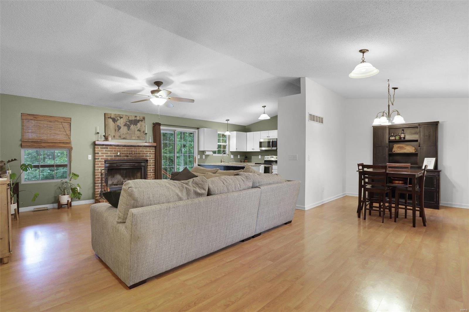 1524 Country Woods Drive