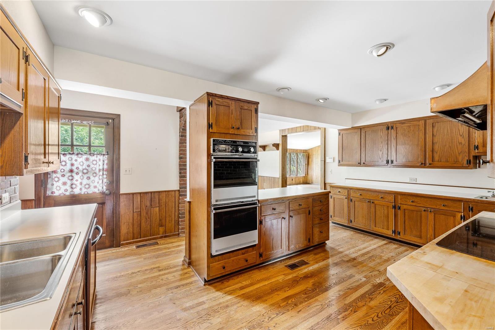 608 Indian Trail Drive