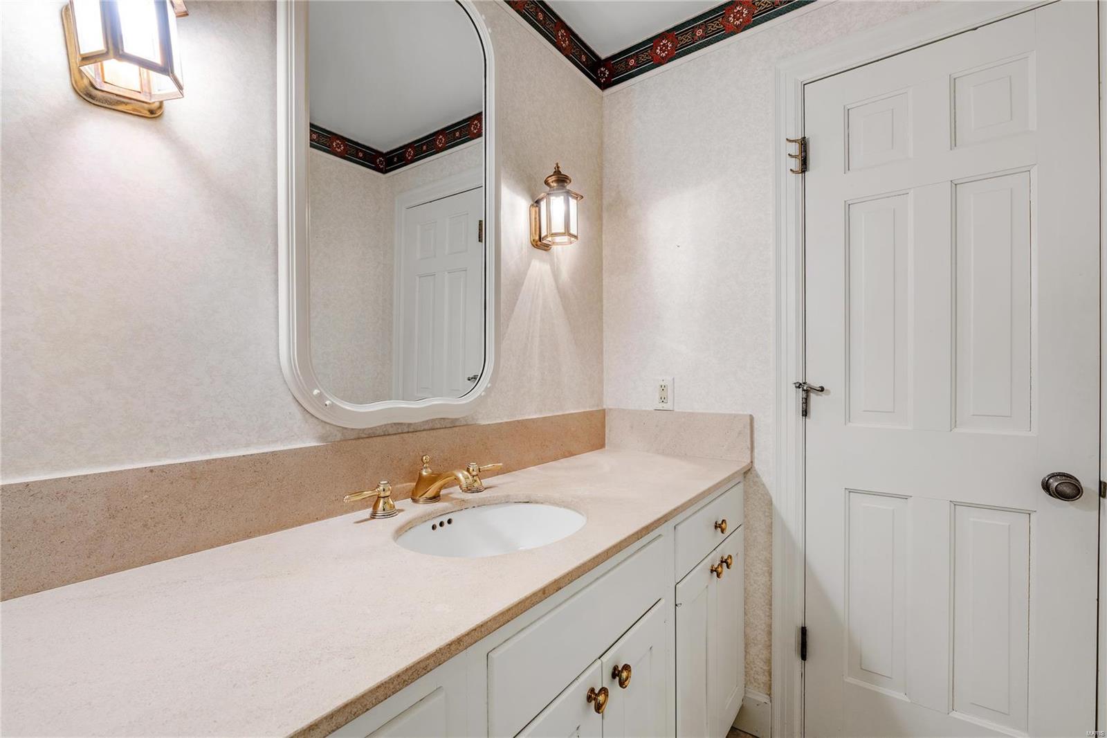 608 Indian Trail Drive