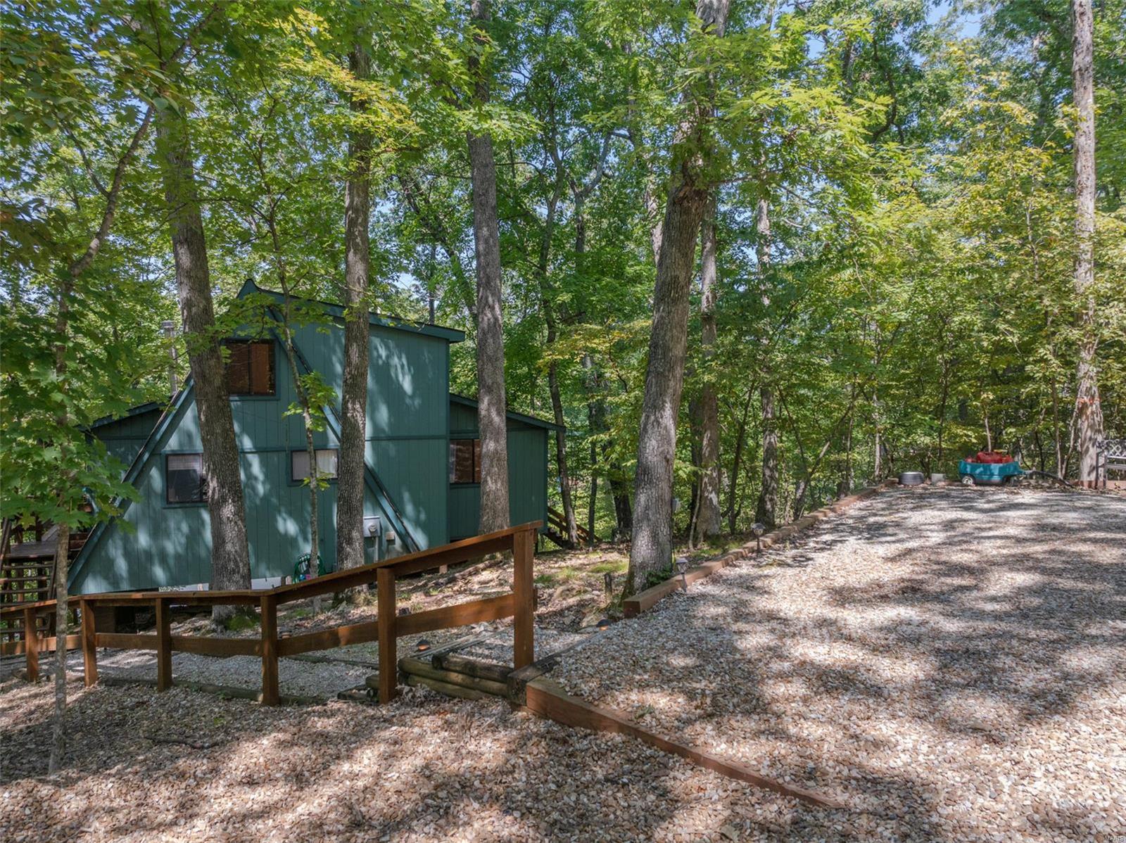 1205 Whitetail Point Drive