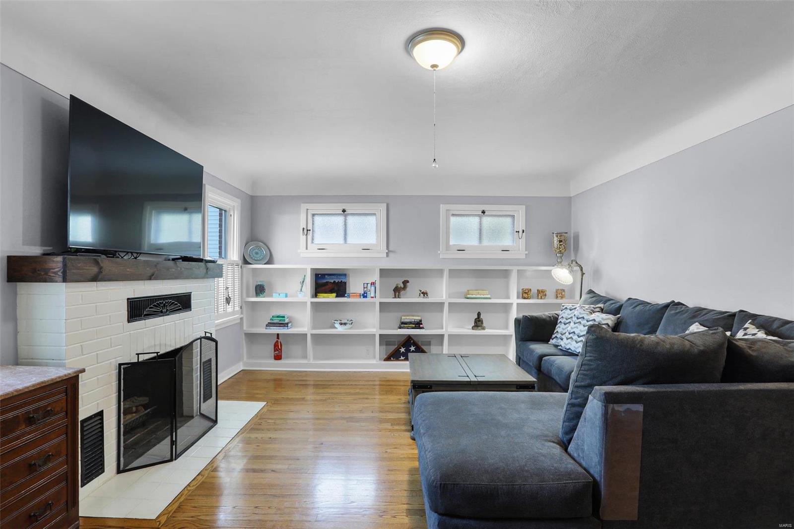 324 Lindenwood Avenue