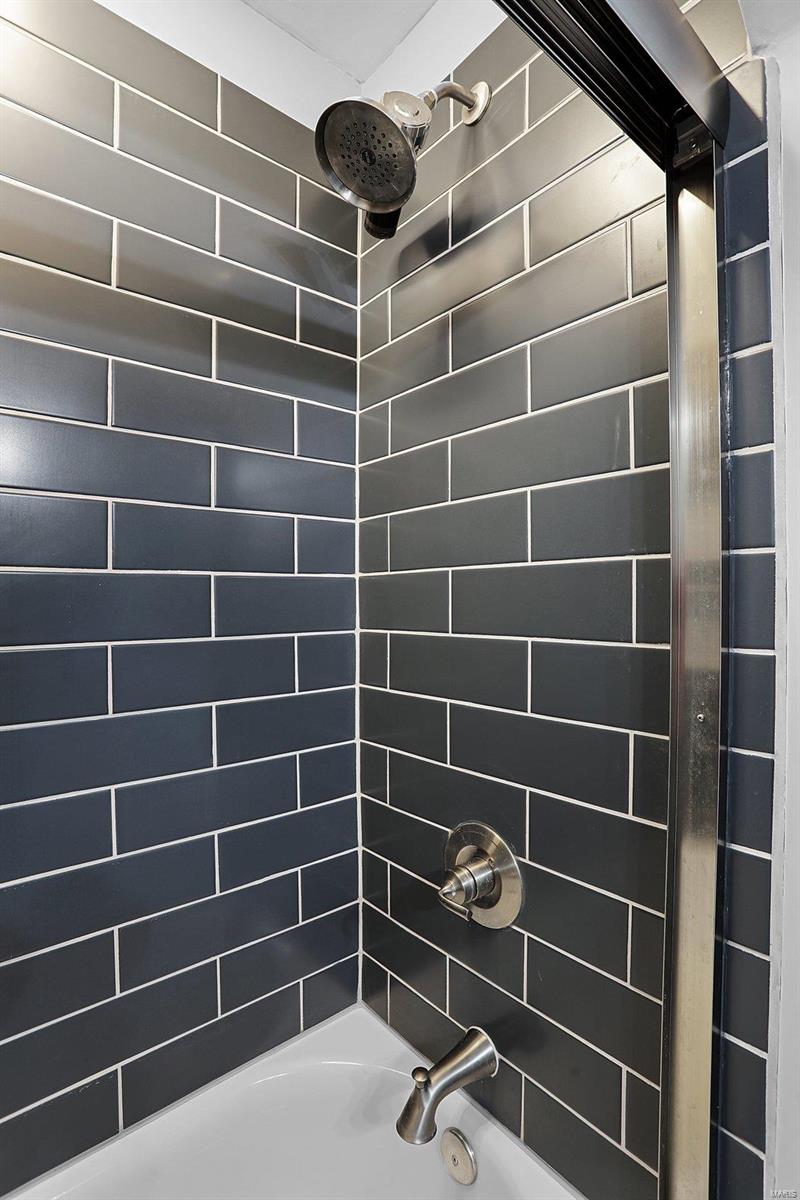 324 Lindenwood Avenue