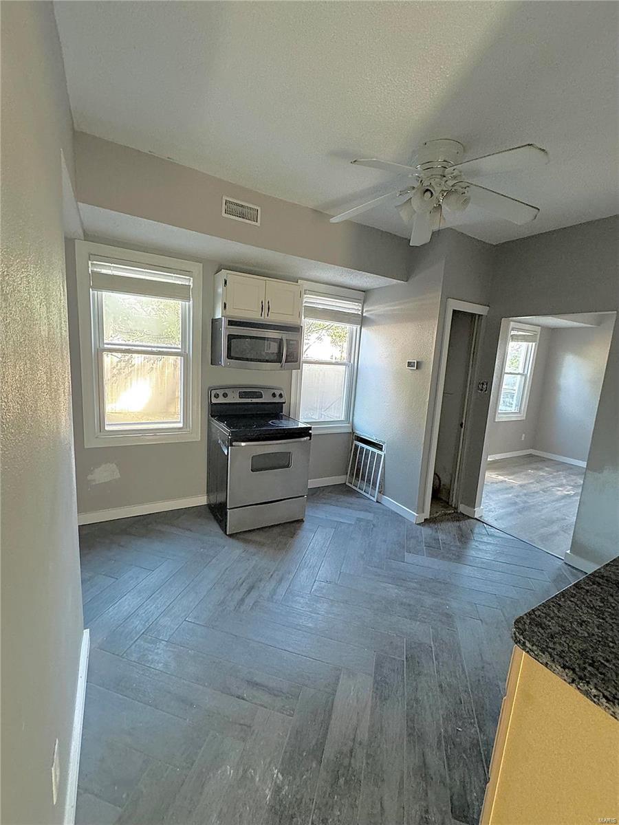 2713 Hermitage Avenue