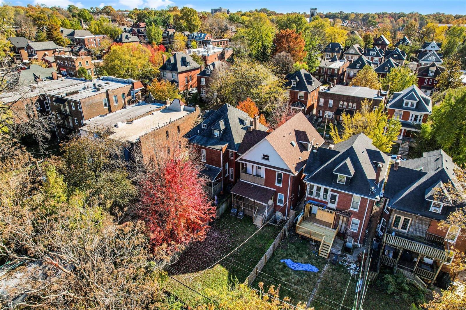 3927 Castleman Avenue