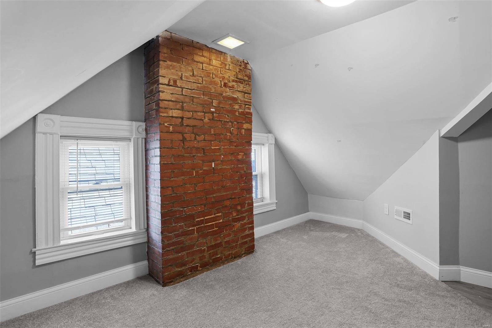 3927 Castleman Avenue