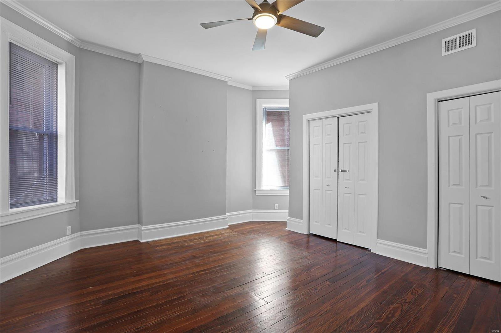 3927 Castleman Avenue