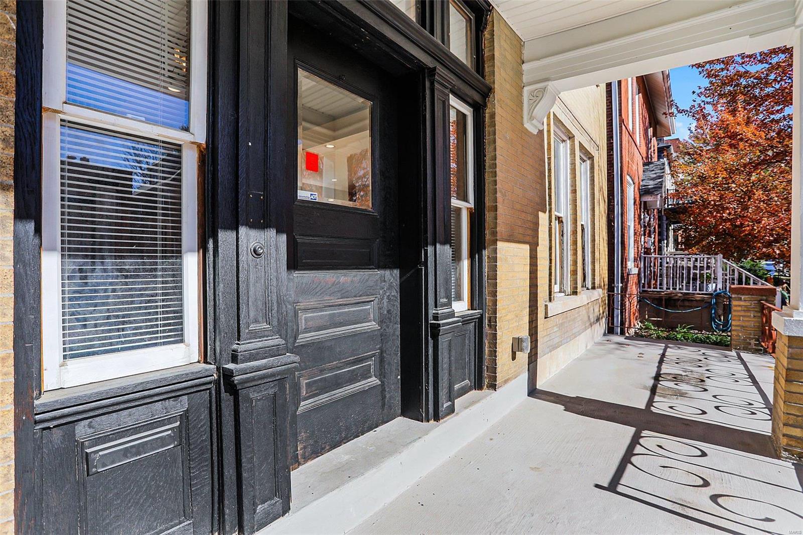 3927 Castleman Avenue