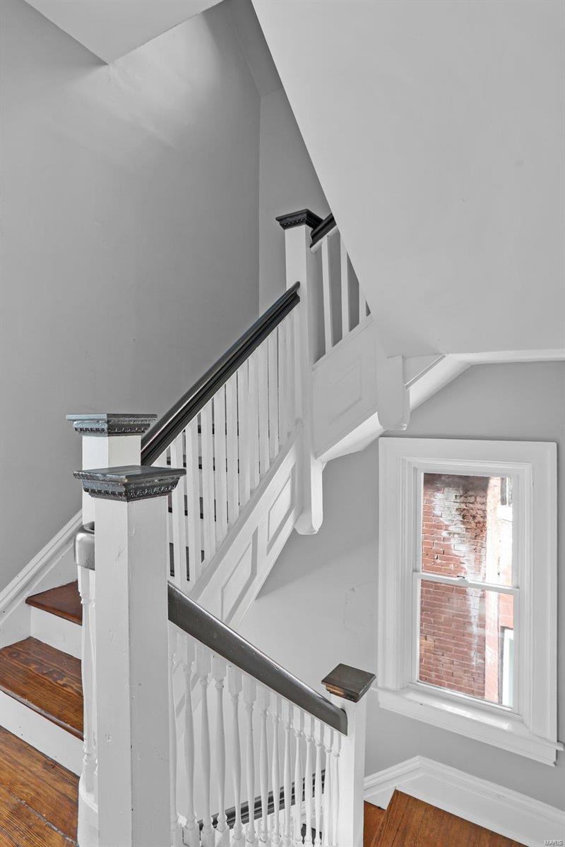 3927 Castleman Avenue