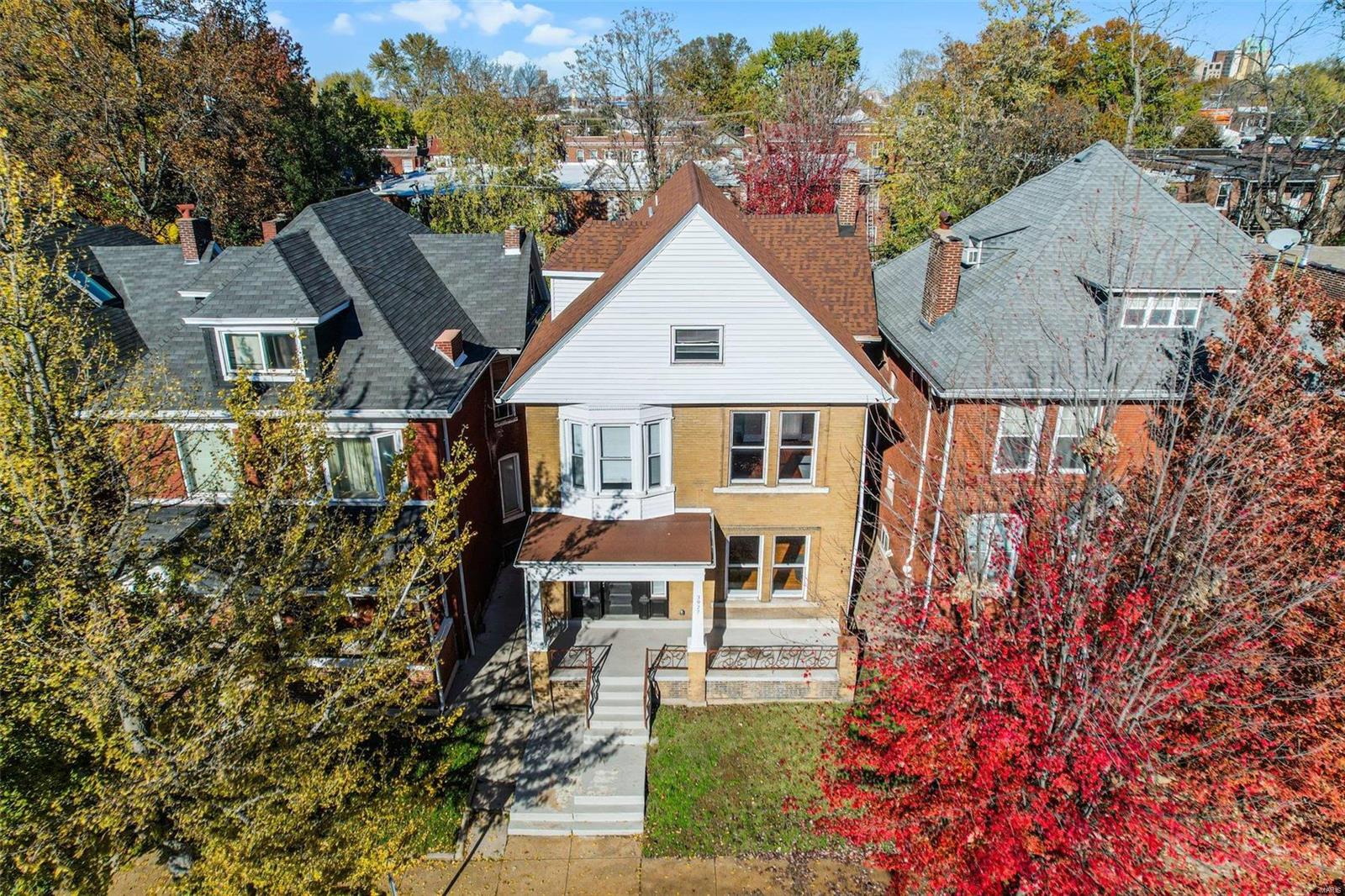 3927 Castleman Avenue