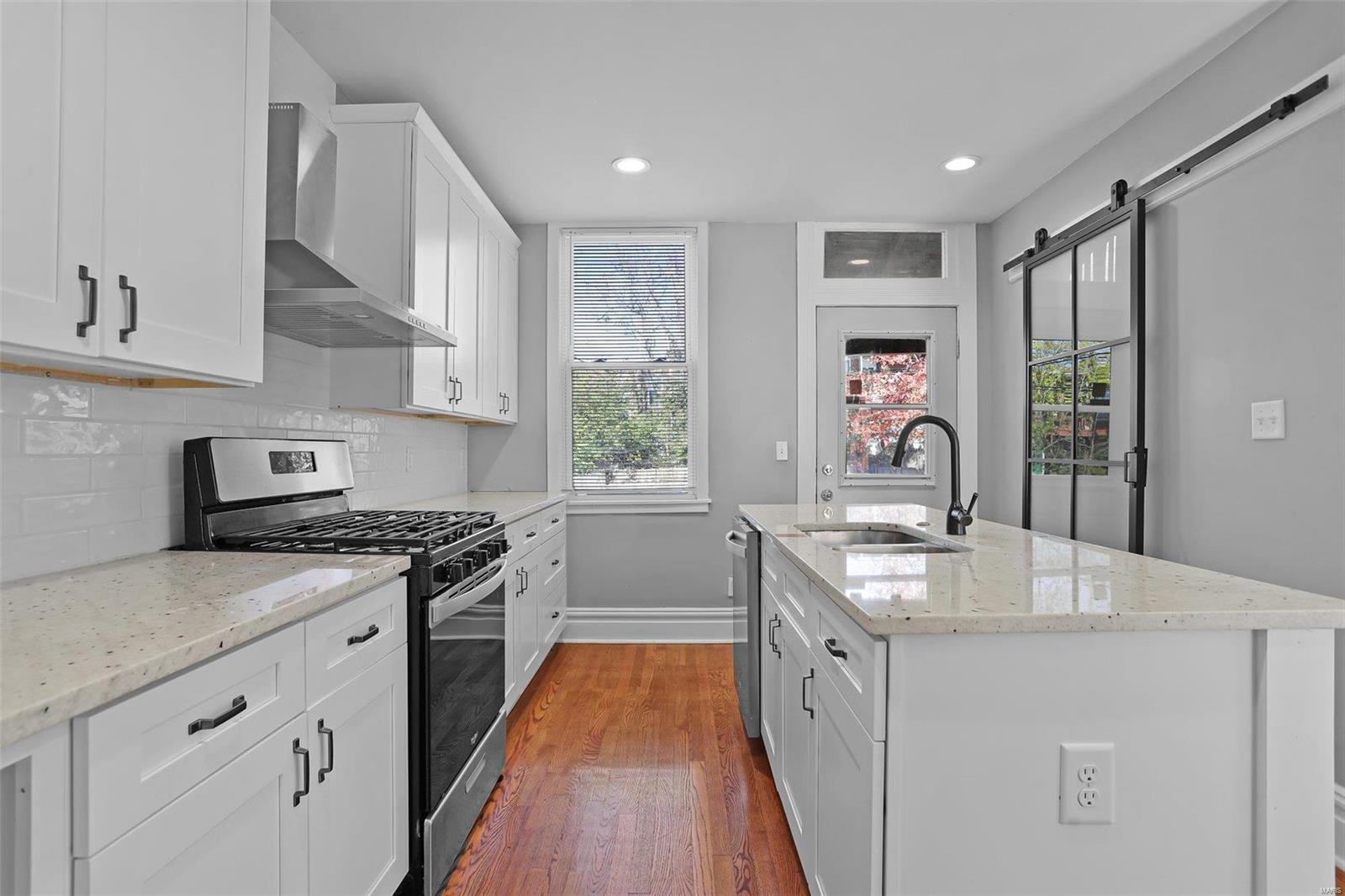 3927 Castleman Avenue