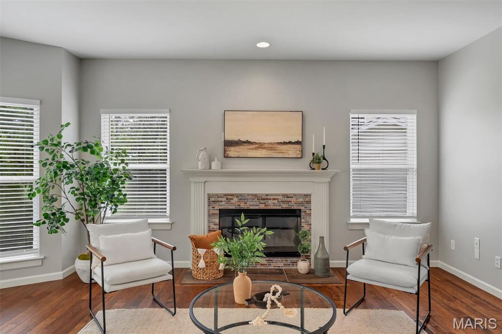 212 Palisades Ridge Court