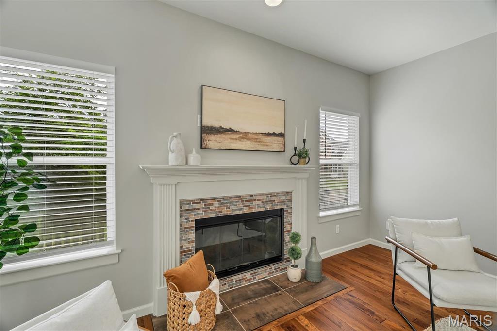 212 Palisades Ridge Court