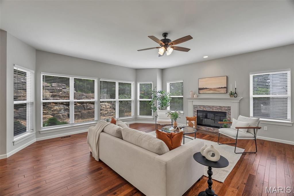 212 Palisades Ridge Court