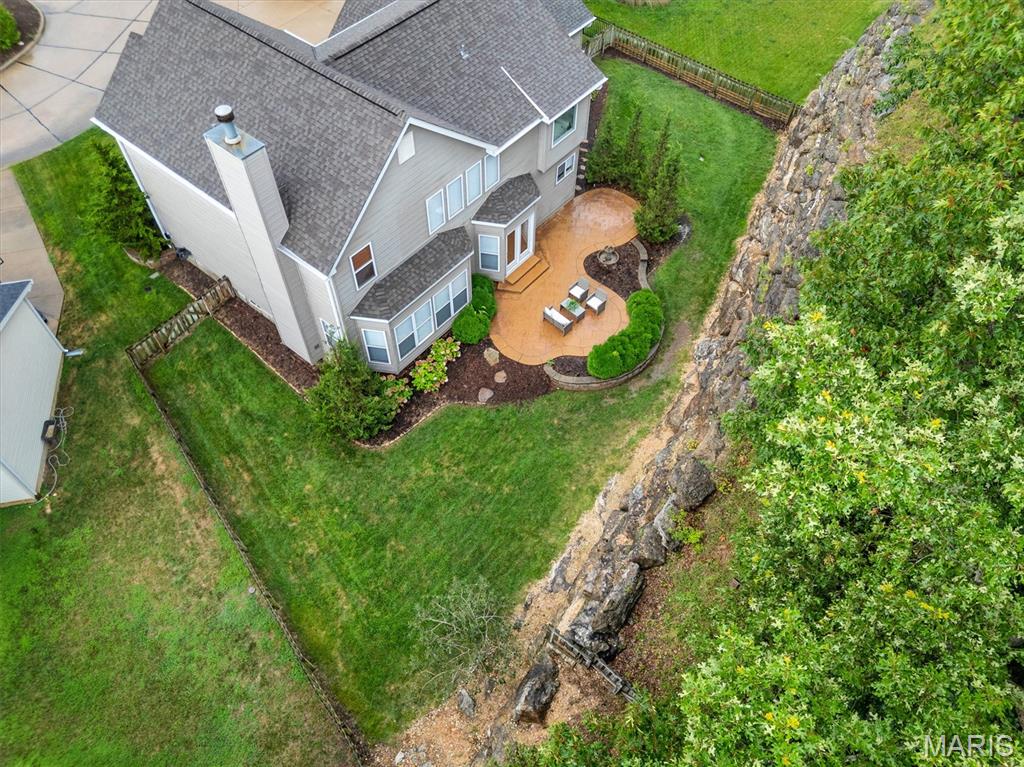 212 Palisades Ridge Court