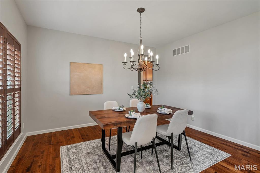 212 Palisades Ridge Court