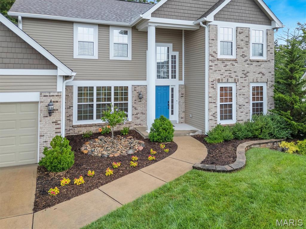 212 Palisades Ridge Court