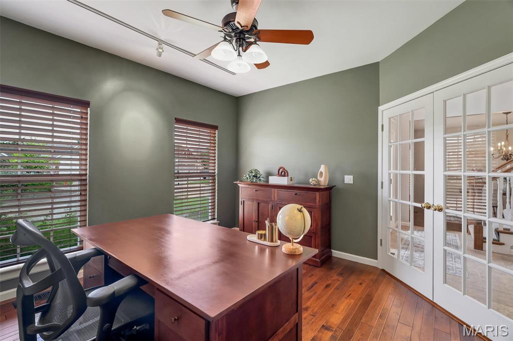 212 Palisades Ridge Court