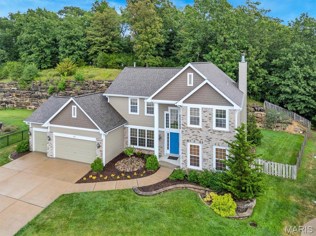 212 Palisades Ridge Court