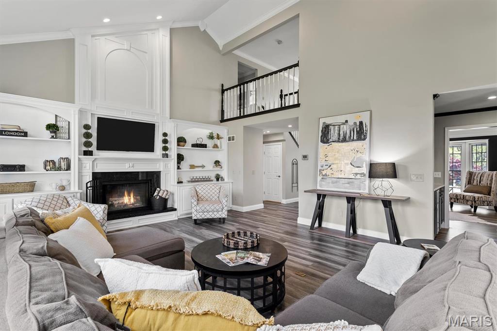 2306 Coventry Glenn Court
