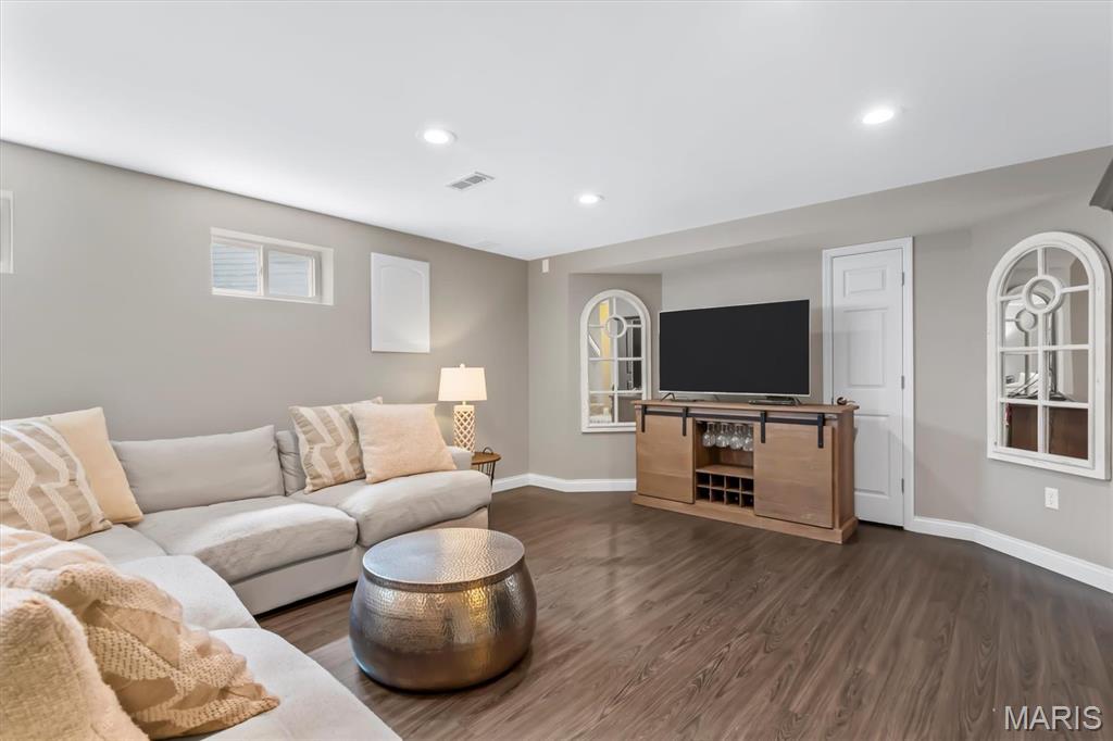 2306 Coventry Glenn Court